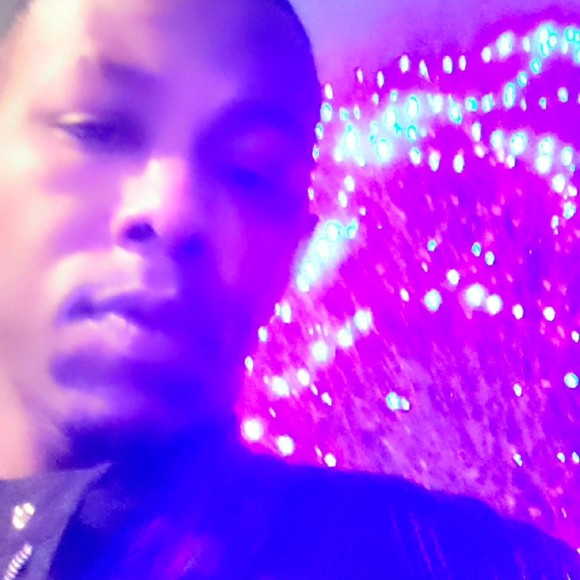 yo4437081